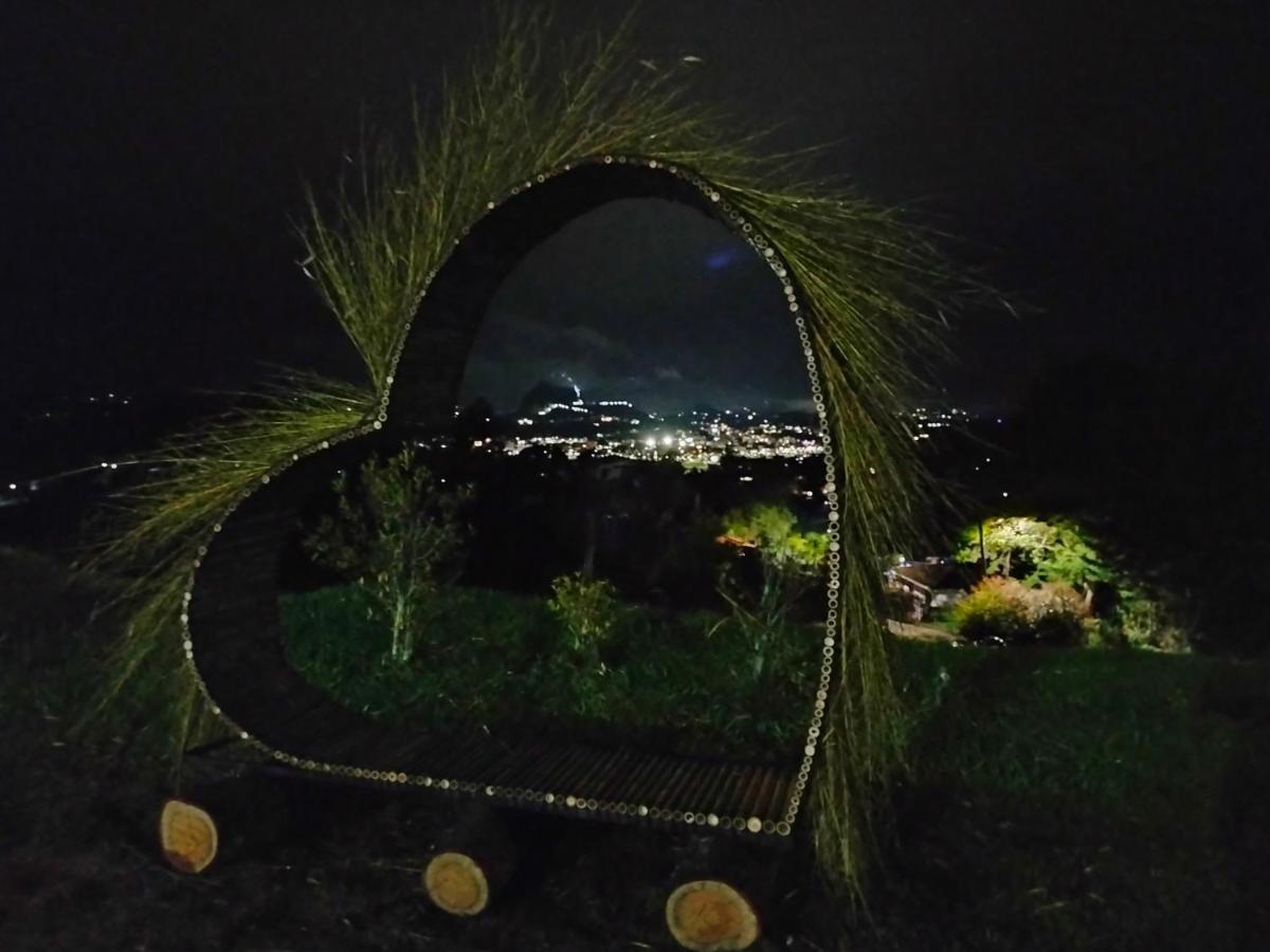 ホテル El Mirador De Guatape 2 エクステリア 写真