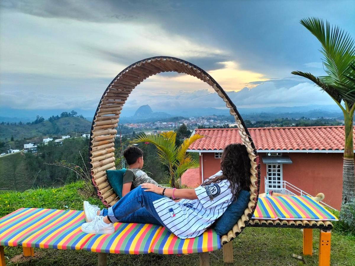 ホテル El Mirador De Guatape 2 エクステリア 写真