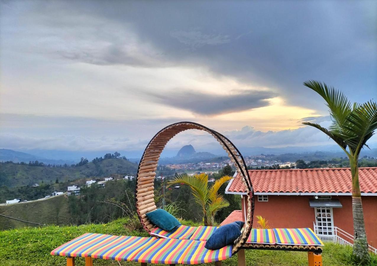 ホテル El Mirador De Guatape 2 エクステリア 写真